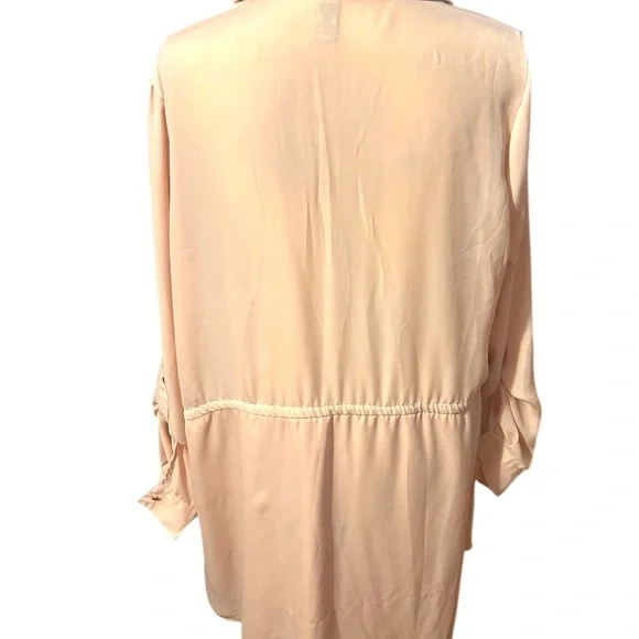 Charlotte Russe Pink Relaxed Tunic with Tie Front - Picture 4 of 10
